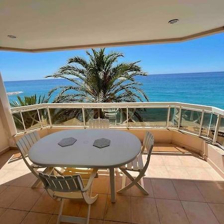 Appartement Bord De Mer Avec Garage Menton Exterior foto