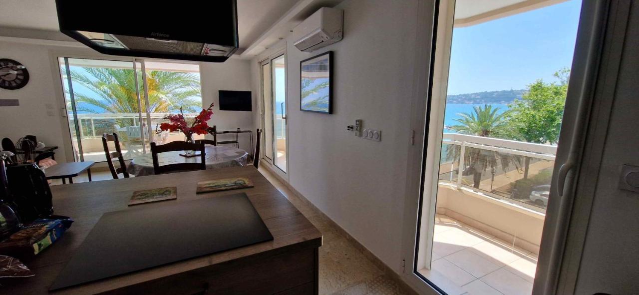 Appartement Bord De Mer Avec Garage Menton Exterior foto